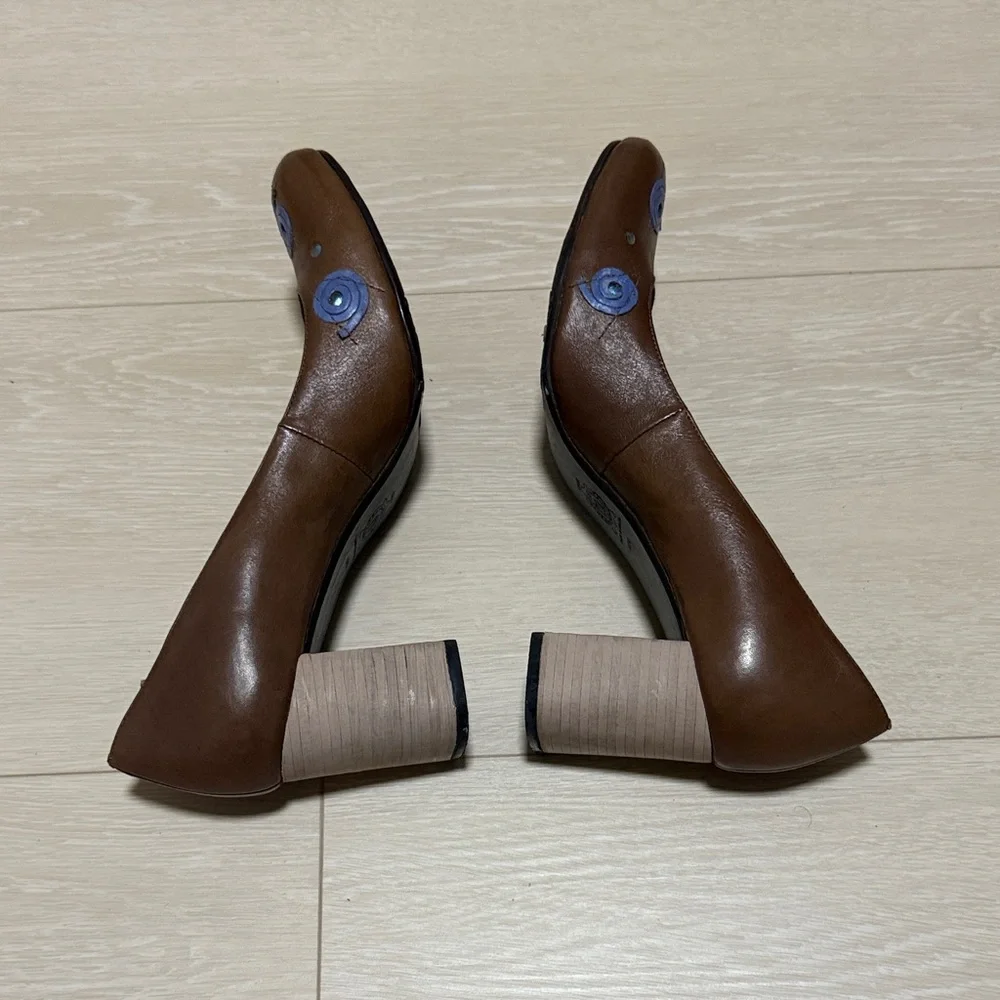 Vintage Morenatom Brown Heels with Blue Accents